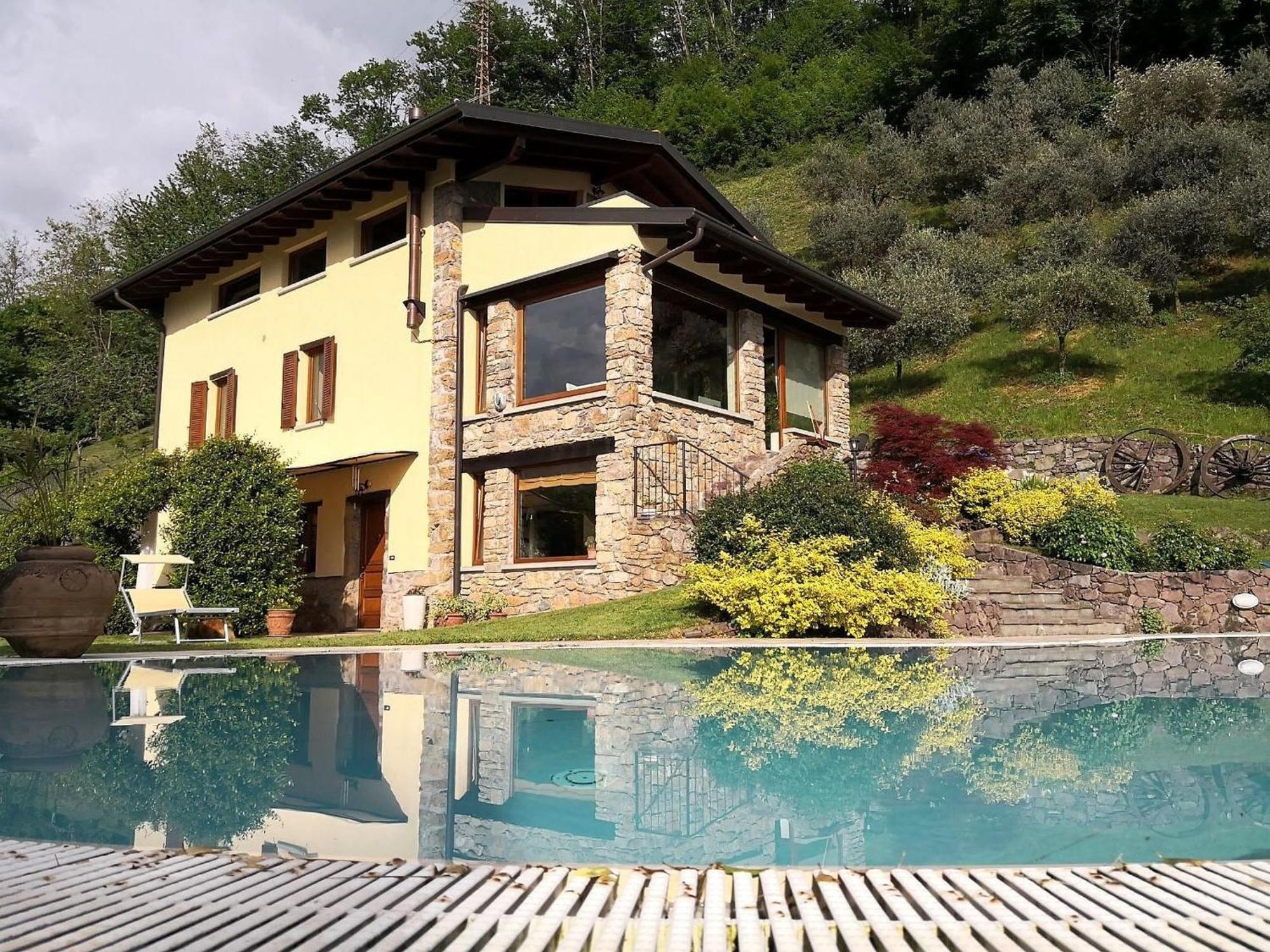 Villa In Pisogne With Pool Garden And Lake View Εξωτερικό φωτογραφία