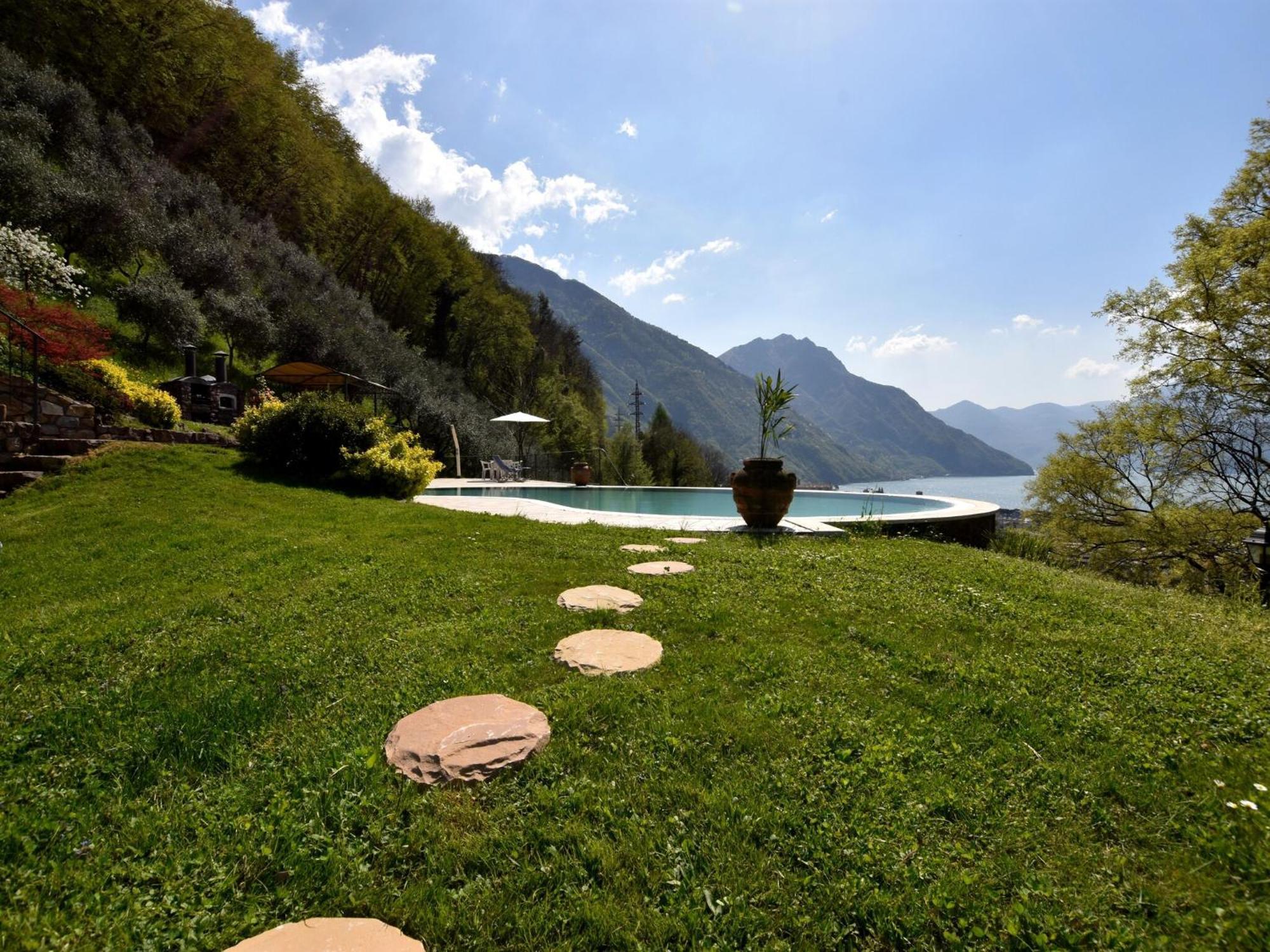 Villa In Pisogne With Pool Garden And Lake View Εξωτερικό φωτογραφία