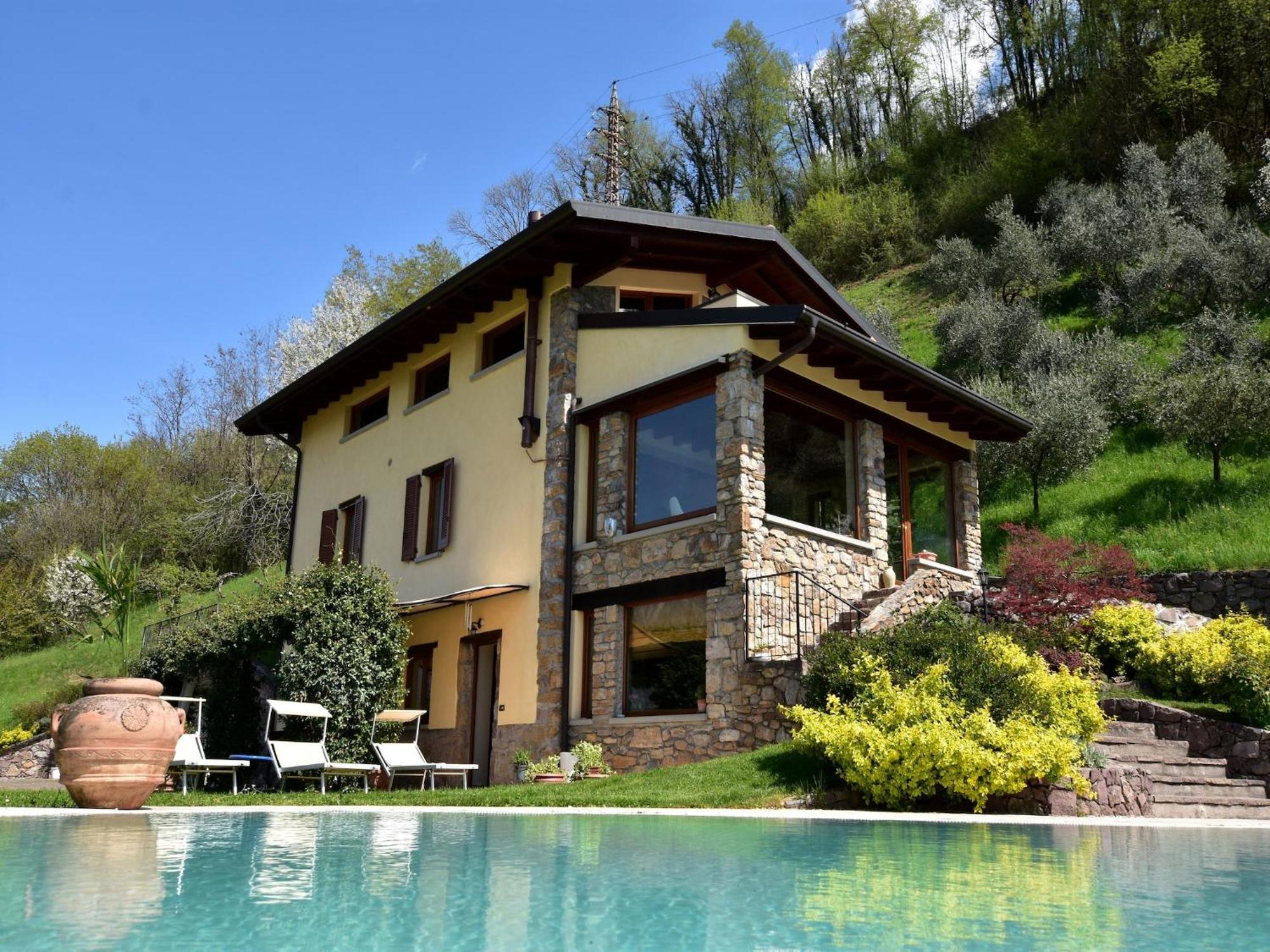 Villa In Pisogne With Pool Garden And Lake View Εξωτερικό φωτογραφία