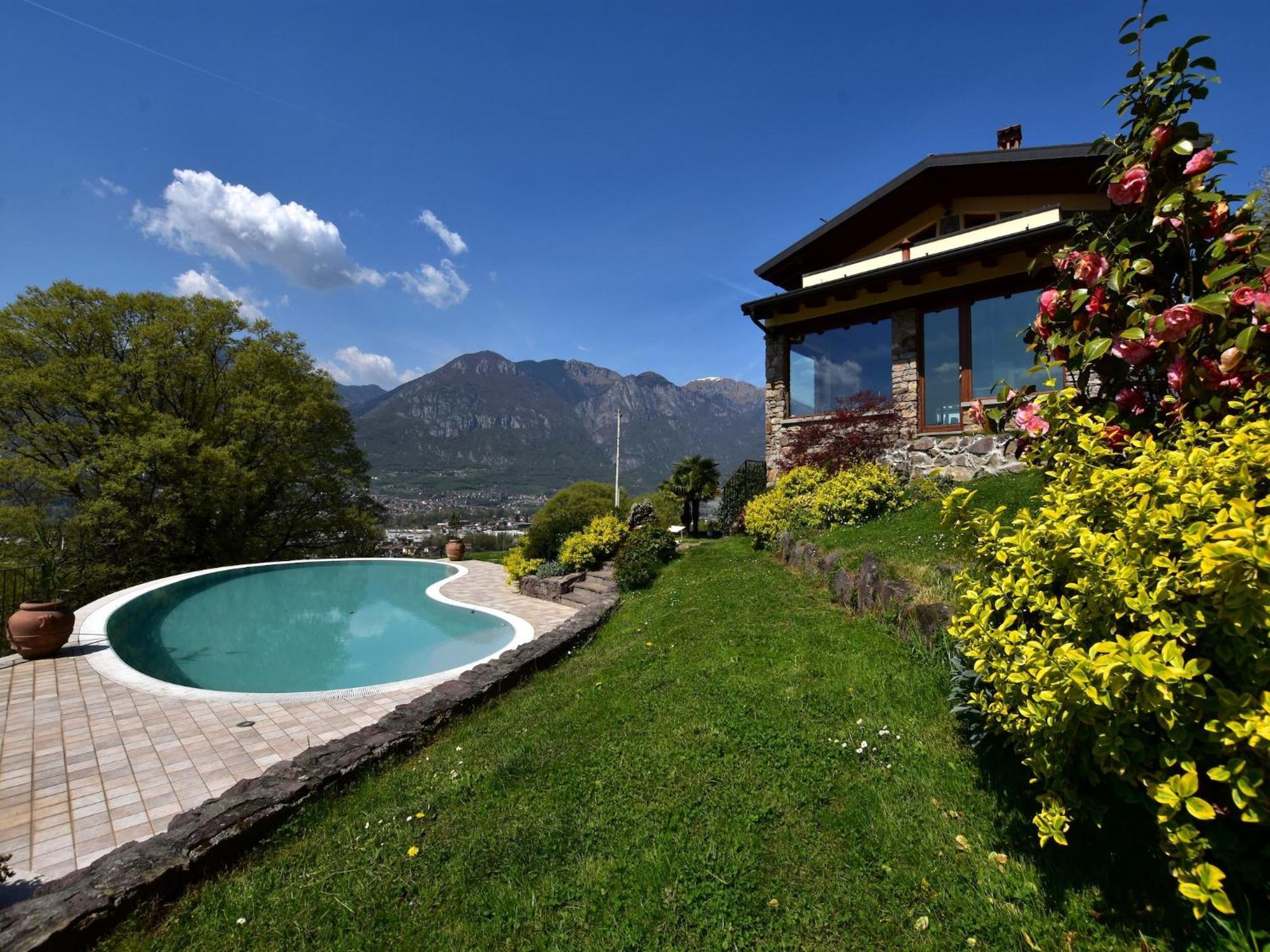 Villa In Pisogne With Pool Garden And Lake View Εξωτερικό φωτογραφία