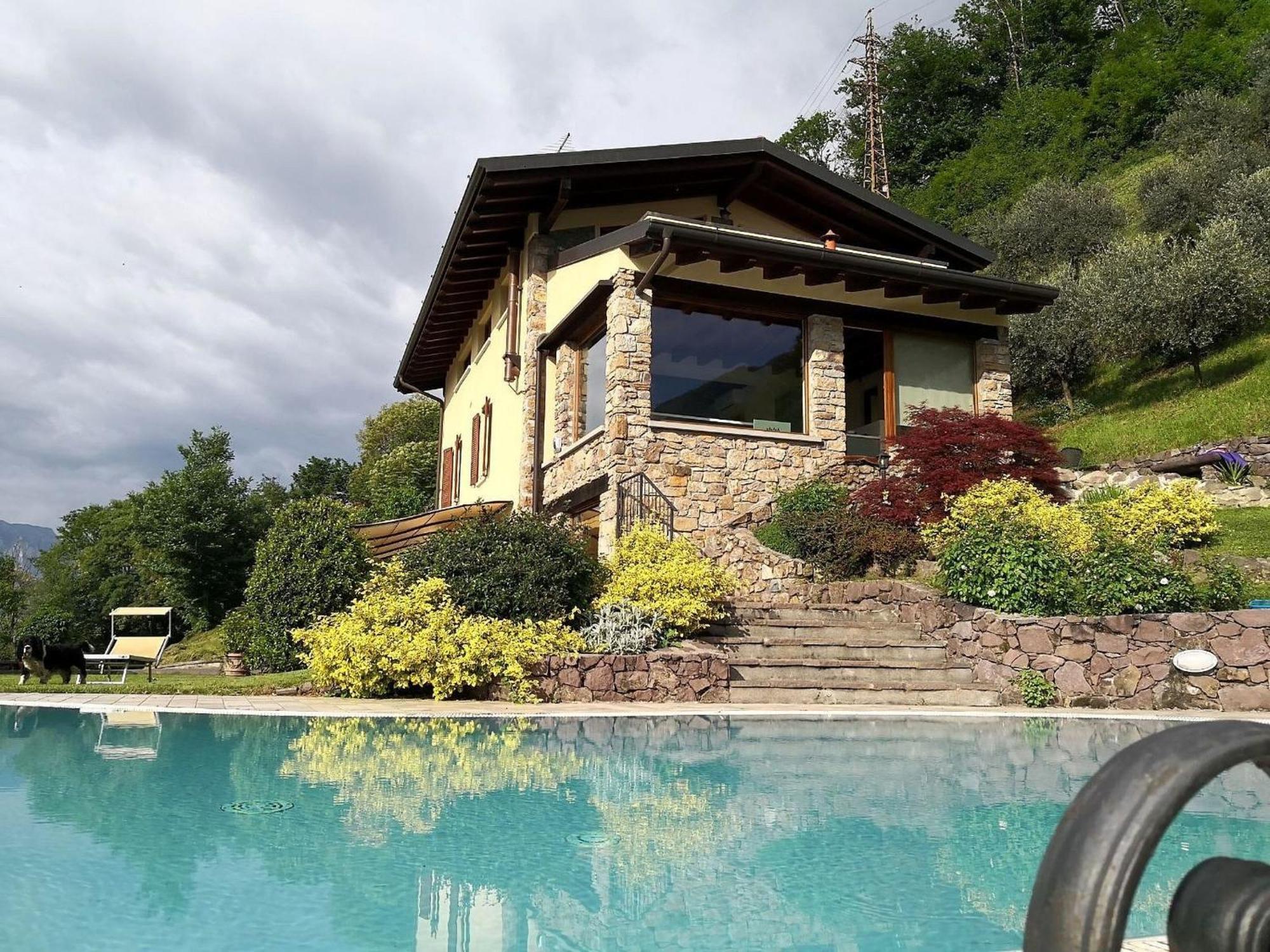Villa In Pisogne With Pool Garden And Lake View Εξωτερικό φωτογραφία